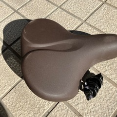 電動自転車のサドル26型(新品)取引中の画像