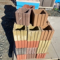 園芸用カラフルレンガ39個♪の画像