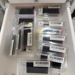 まつ毛エクステ　ワゴン付きの画像