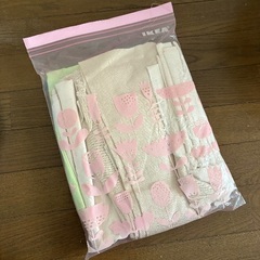 布 生地 フェルト はぎれなどの画像