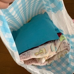 布 生地 フェルト はぎれなどの画像