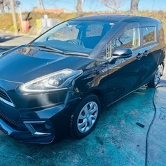 トヨタ シエンタ ハイブリッド Gの画像