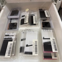 まつ毛エクステ　ワゴン付きの画像