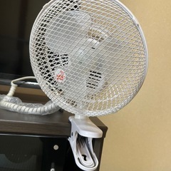 小型扇風機(クリップ式)の画像