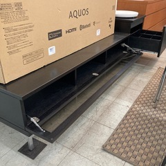 テレビボードの画像