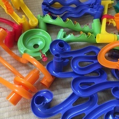 （東京・引き取り）スロープトイ（ビー玉転がし玩具）セットの画像