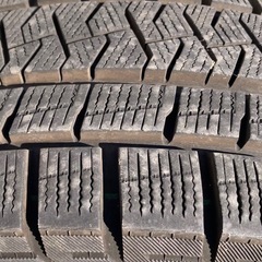 【ステップワゴンで使用】15インチ　6j +53 PCD114.3 5H （スタッドレスタイヤ付き）の画像