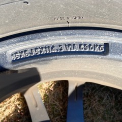 【ステップワゴンで使用】15インチ　6j +53 PCD114.3 5H （スタッドレスタイヤ付き）の画像