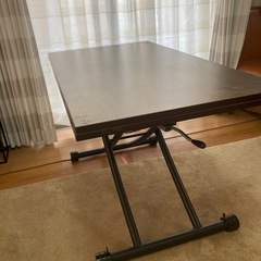 昇降式テーブル（拡張天板）の画像