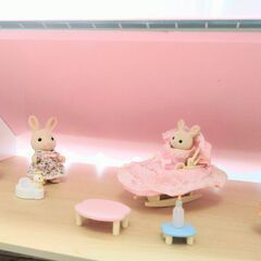 木製 ドールハウスの画像