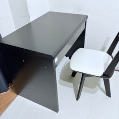 デスク、学習机、仕事机などに　イス付きの画像