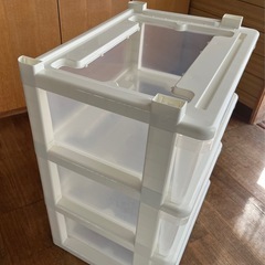 訳あり＊組み立てワイド収納チェスの画像