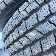 スタッドレスタイヤの画像