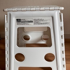 ニトリの踏み台の画像