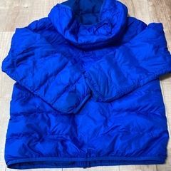 UNIQLOダウン　140センチ　青の画像