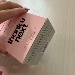 アリアナ・グランデ香水 ほぼ新品の画像