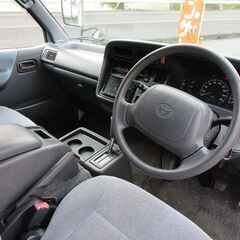 ☆人気100系ハイエース！走行距離も少ない極上車☆の画像