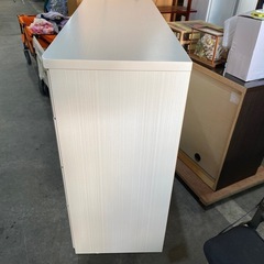 12月は毎日営業中‼️　ニトリ　４段チェスト　タンス(ホワイト)の画像