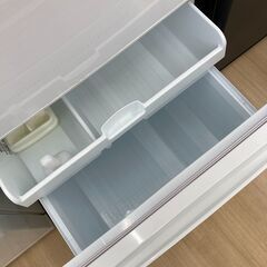 A-743【リユースのサカイ野々市店】ジモティ来店特価‼ 東芝 トウシバ 冷蔵庫 GR-R33S 2019年製 動作チェック＆クリーニング済みの画像