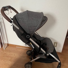 cybexベビーカーB型の画像