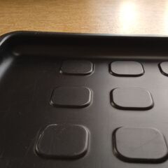 １５０系プラド純正　ラゲッジトレイ５人乗り用（お取引希望日記載の方のみ返信します）の画像