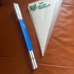 木製製図板、三角スケール２種の画像