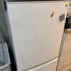 ハイアール　シャープ　テーブル　筋トレ　すいはんき炊飯器の画像