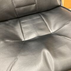 A-746【リユースのサカイ野々市店】ジモティ来店特価‼ ワークチェア 合皮 ブラック クリーニング済みの画像