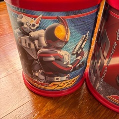 仮面ライダーゴミ箱の画像