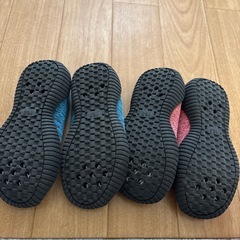 滑り止めシューズ👞
の画像