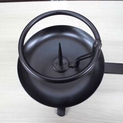 手燭 一対 茶道具 夜咄 茶事 表千家 裏千家 武者小路千家 持ち手付き 鉄製 蝋燭立て 苫小牧西店の画像