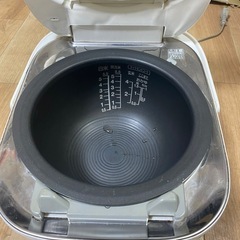 TOSHIBA 炊飯器の画像