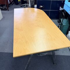 IKEA GALANT  テーブル デスク 机の画像