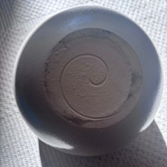 【花器】美杉 作　白釉 丸型花器　個性的デザイン　生け花／インテリアの画像