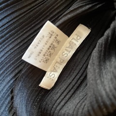 イッセイミヤケ　pleats please ブラックの画像