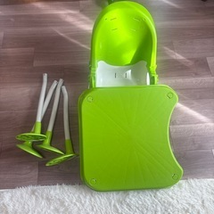 折りたたみ室内滑り台&取り外し子供机セット
の画像