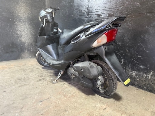★支払総額3.5万円★定休日なし！いつでも現車確認可能です！ スズキ レッツ2 マッド CA1PA 人気のレッツ2！ ２ストのためオイル注ぎ足すだけ！ バッテリー新品！ リアスポイラー！ カスタムベースに♪