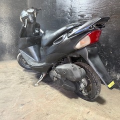 ★支払総額3.5万円★定休日なし！いつでも現車確認可能です！ スズキ レッツ2 マッド CA1PA 人気のレッツ2！ ２ストのためオイル注ぎ足すだけ！ バッテリー新品！ リアスポイラー！ カスタムベースに♪の画像