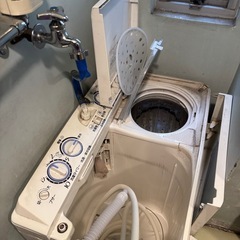 🔹二層式洗濯機　ハイアールアクア2014製の画像