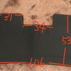 最終値下げ軽用マット新品
の画像