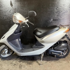 ★支払総額3.3万円★関東圏内即日配送可能！ 全車走行テスト済みです！ ホンダ スマートディオ シルバー AF56 人気のスマート！ ４スト！サイスタ付き！ バッテリー新品！ ちょっとした足に♪の画像