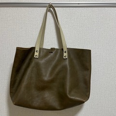 革のトートバッグ　ハンドメイドの画像