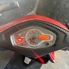 ★支払総額7.8万円★激安バイク続々入荷中！ なんでも買取ます！ スズキ V125S 赤 CF4MA 人気のV125！ Sタイプ！　４ストインジェクション！ 集中キー！ サイスタ付き！の画像