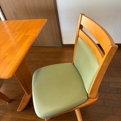 ダイニングテーブル と　椅子　セットの画像