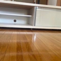 テレビ台の画像