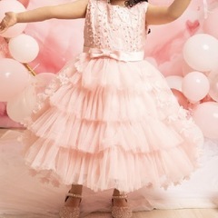 ドレス　110から130センチくらい　の画像