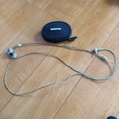 shure215 イヤホンの画像