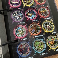 妖怪メダル大量　図鑑の画像