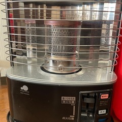 石油ストーブ　ポリタンク付きの画像