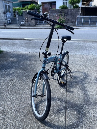 折り畳み自転車（ヘルメット、空気入れ付）